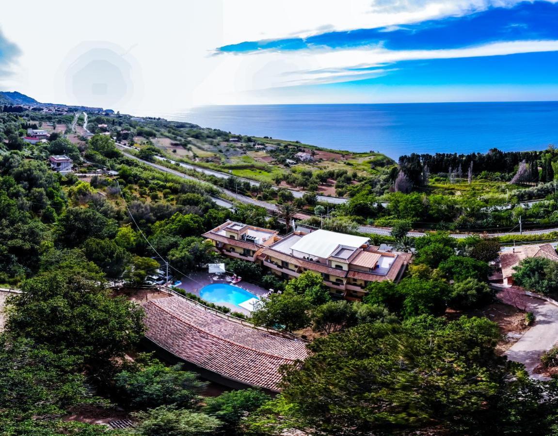 Hotel Cannamele Resort パルゲリーア エクステリア 写真